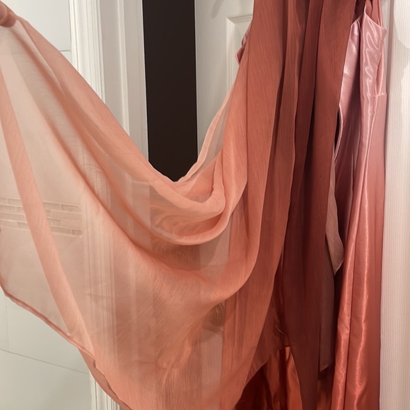 Glamorous one of a kind dress in shades of terracotta, pink, red size small - Picture 5 of 9